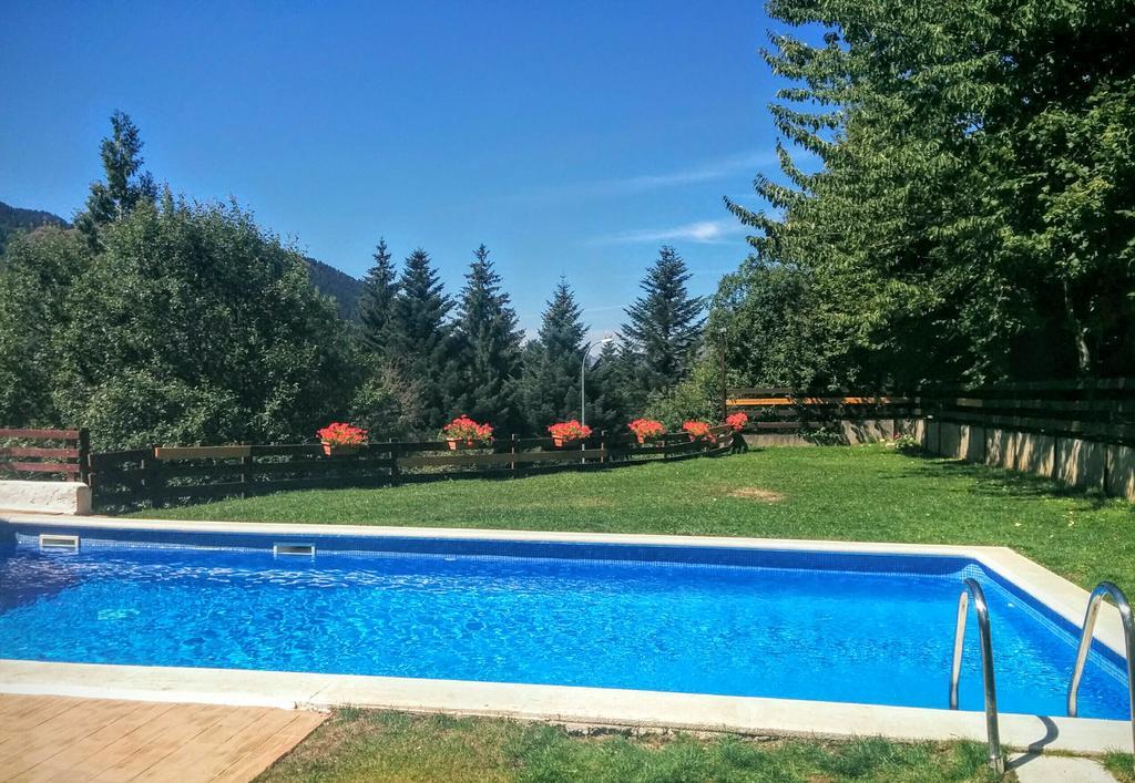 Apartamentos Multibaqueira Бакейра-Берет Екстериор снимка